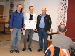 Ehrung_Thorben_Rech_10_Jahre